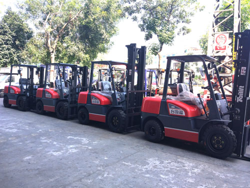 塘廈東莞叉車(chē)租賃