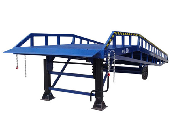 移動液壓式登車橋