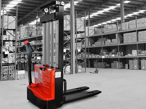 經(jīng)濟型堆高車